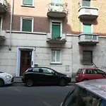 Auri\'S House