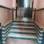 Auri\'S House
